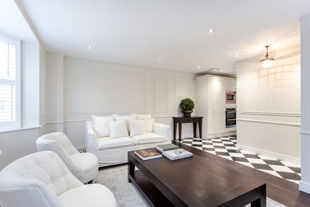 Property photo 2 of 16 Image