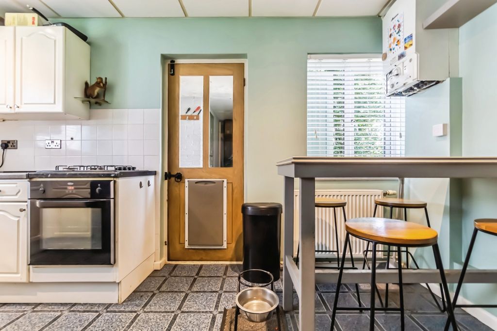 Property photo 2 of 17 Pbox-Img.Jpg