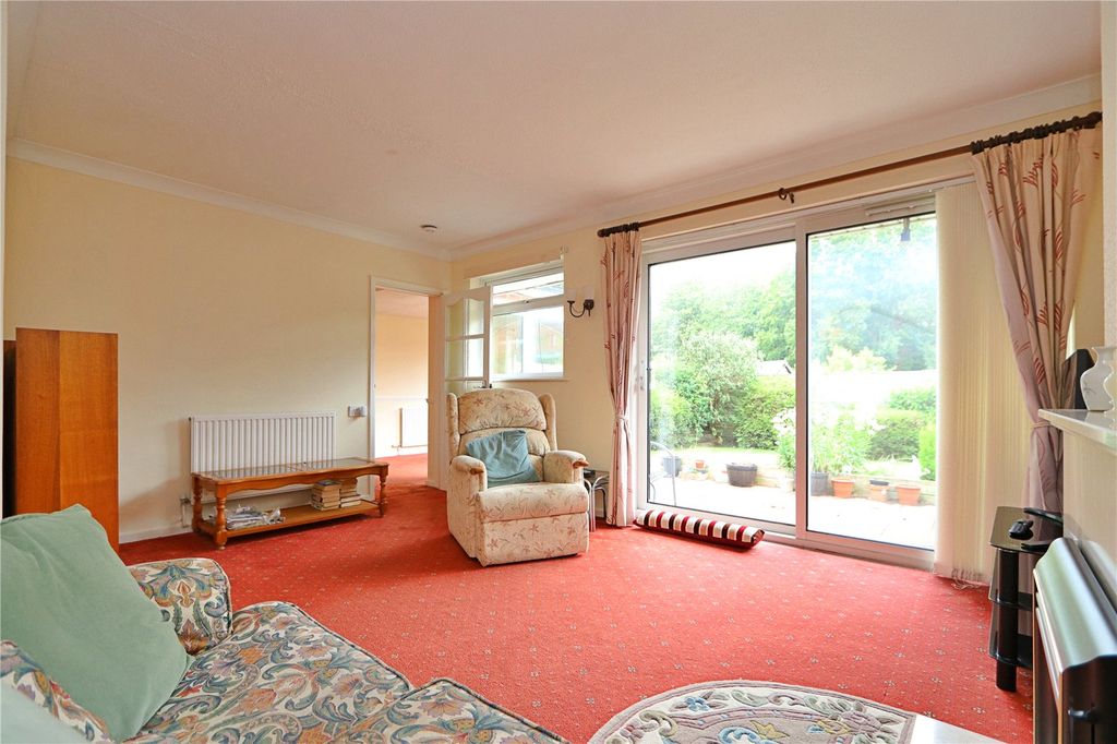 Property photo 2 of 12 Picture No. 10