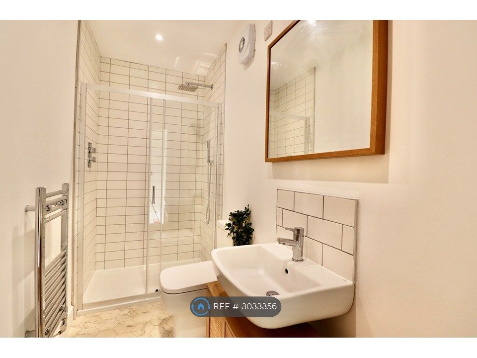Property photo 3 of 6 Bathroom