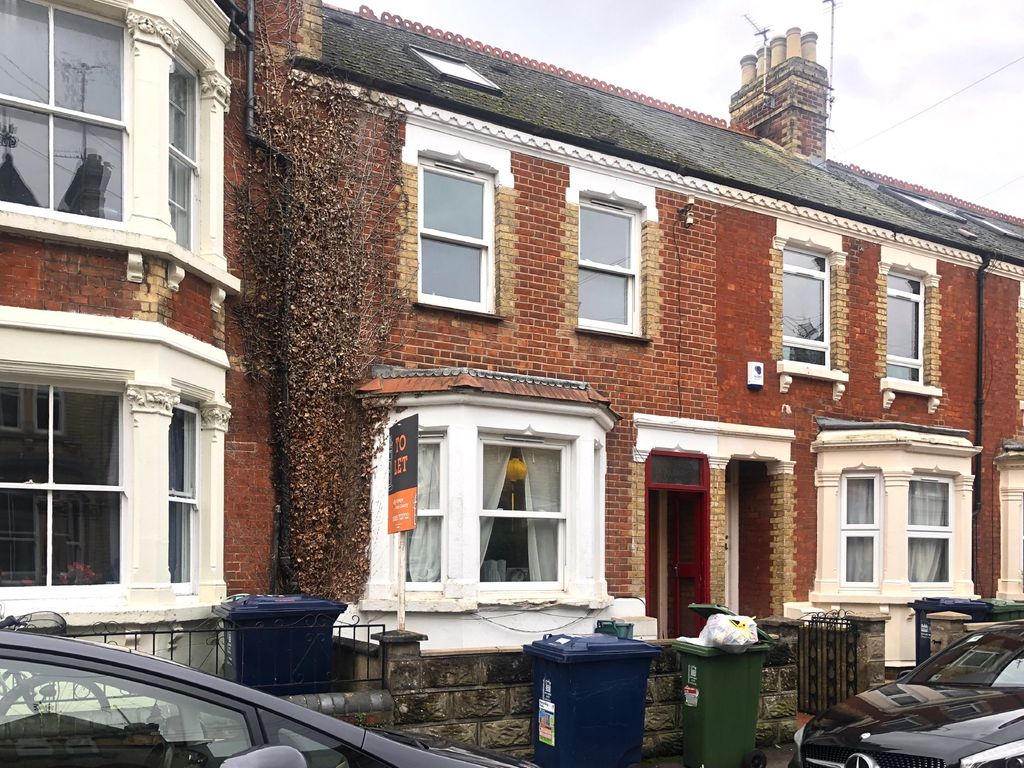 Property photo 1 of 16 Main