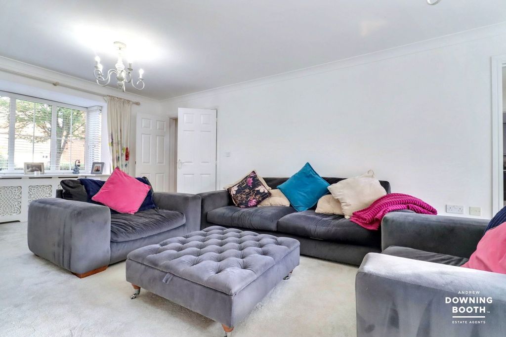 Additional image 5 of 4 bed detached house for saleNewbold Close, Lichfield WS13