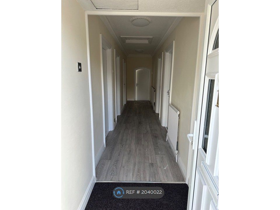 Property photo 2 of 16 Ground Floor Hallway