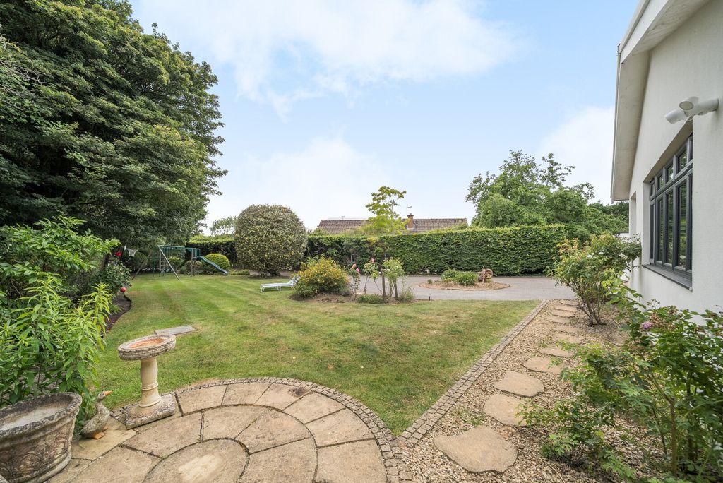Property photo 3 of 25 1312294-6-685Bfe0...