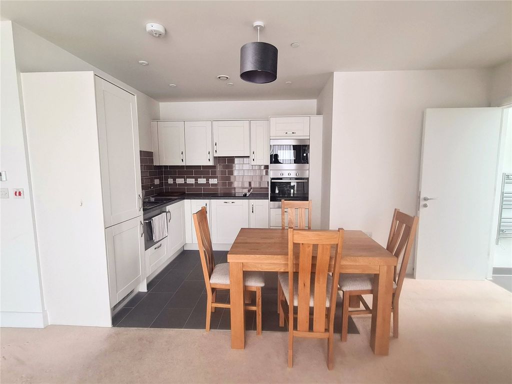 Property photo 3 of 12 Picture No. 14