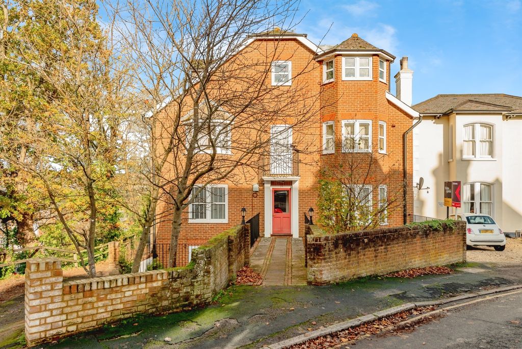 Property photo 1 of 14