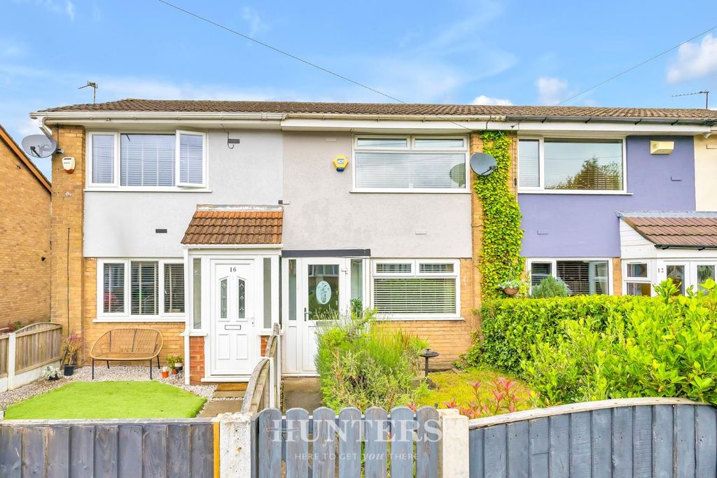 Property photo 1 of 16 Oxford Drive (1).Jpg