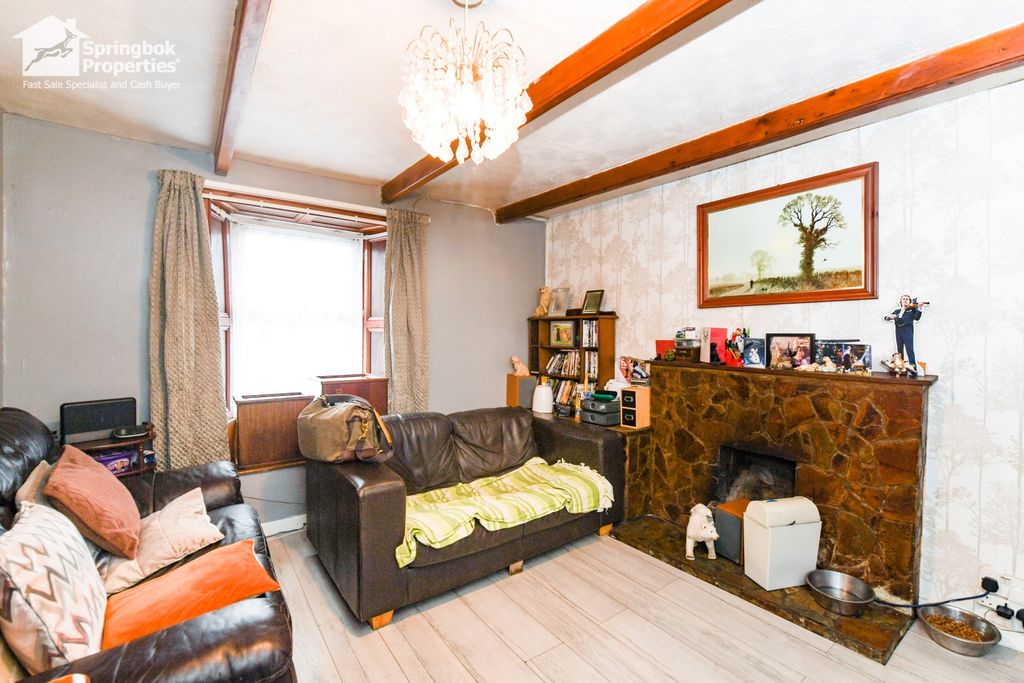 Property photo 2 of 19 Image 1