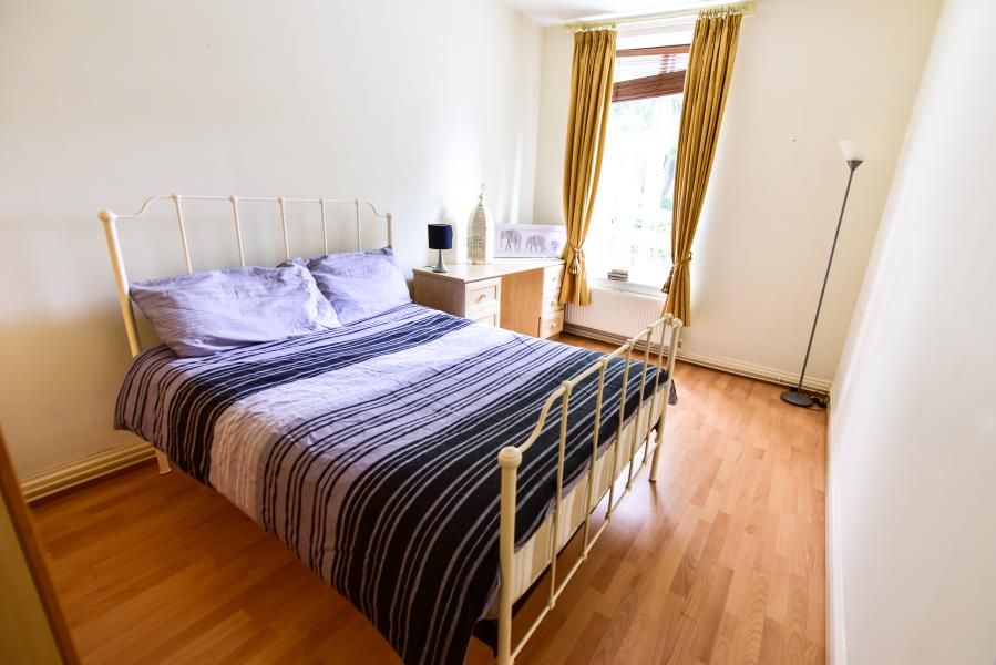 Property photo 2 of 8