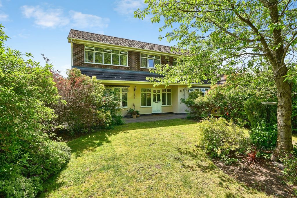 Property photo 2 of 28 Pbox-Img.Jpg