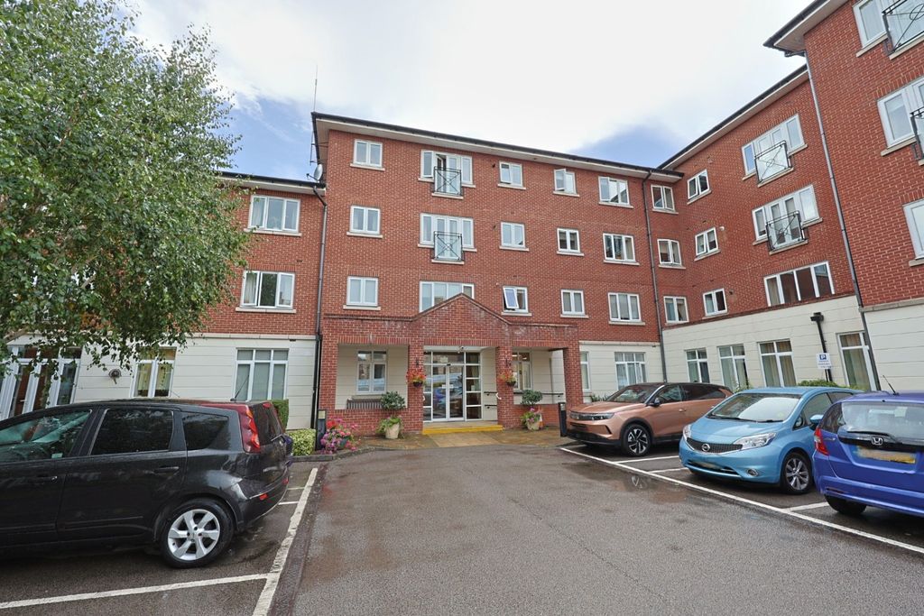 Property photo 1 of 10 4478840