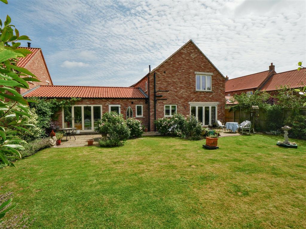 Property photo 3 of 35 External