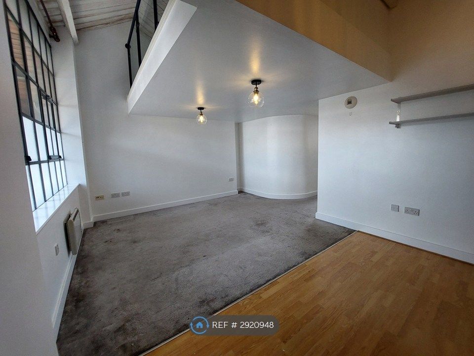 Property photo 1 of 25