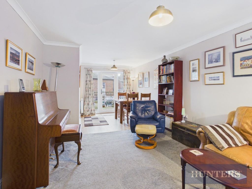 Property photo 3 of 28 Cam05316G0-Pr0330-Still020.Jpg