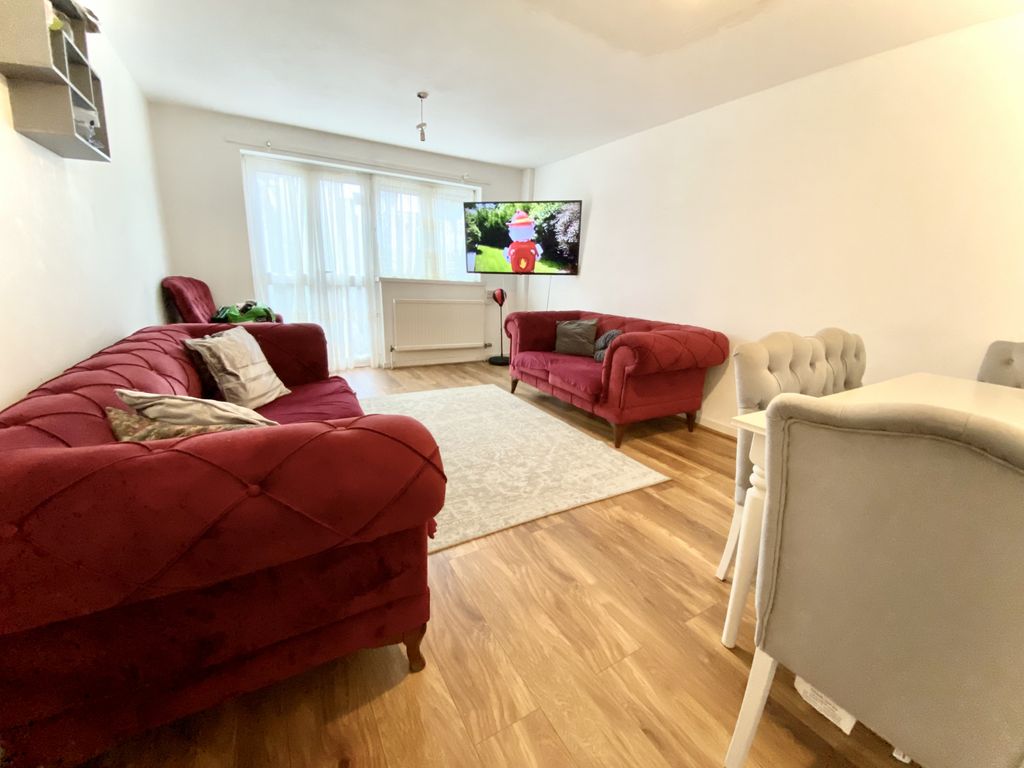 Property photo 1 of 12 Two Bedroom Spacious Maisonette To Rent In Seven Sisters