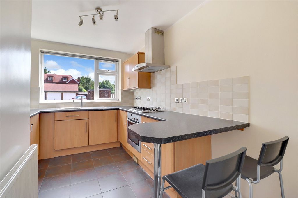 Property photo 2 of 11 Picture No. 08