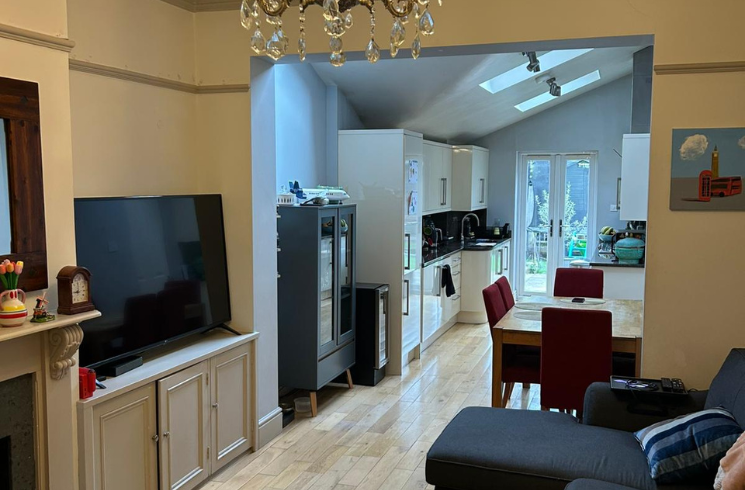 Property photo 2 of 11