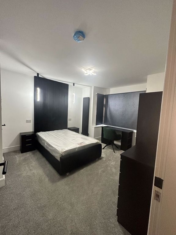 Property photo 2 of 8 Photo 8