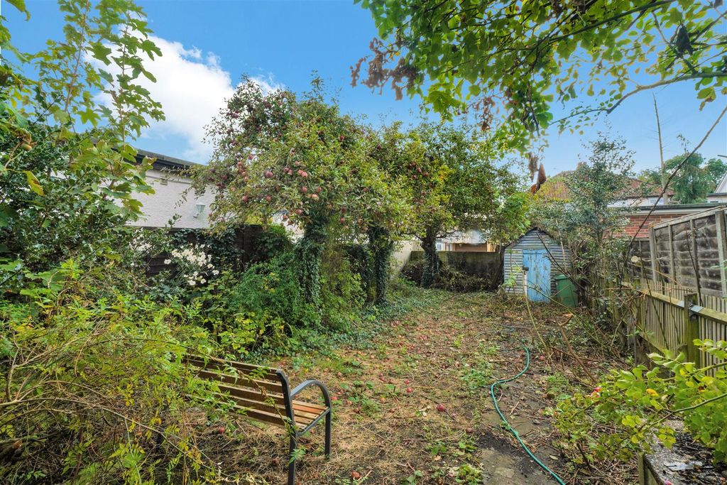 Property photo 2 of 15 144 Rugby Avenue - Xub3Wgbshjkpeluxipbm.Jpg
