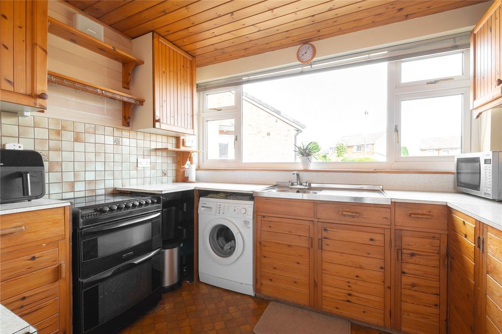 Property photo 2 of 13 Kitchen