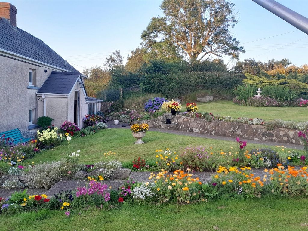 Property photo 1 of 34 Picture No. 57