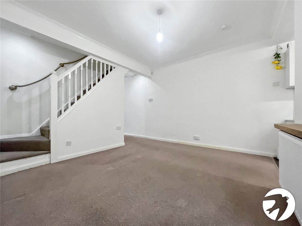 Property photo 3 of 17 Picture No. 04