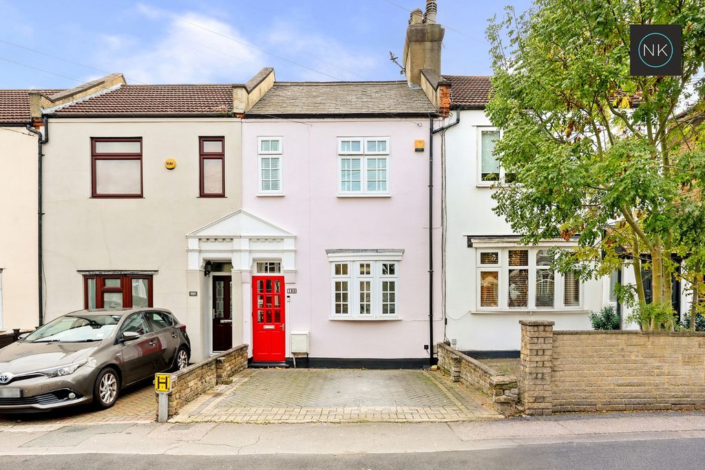 Property photo 1 of 31 5905004