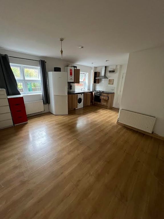 Property photo 1 of 4