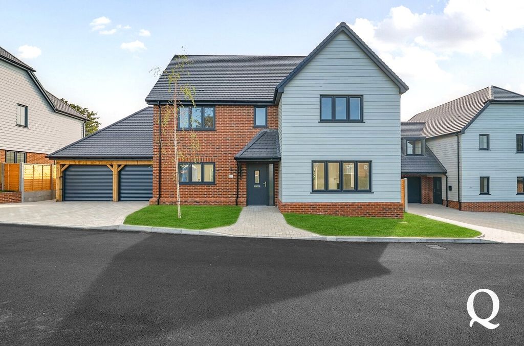 Property photo 1 of 27 Picture No. 32