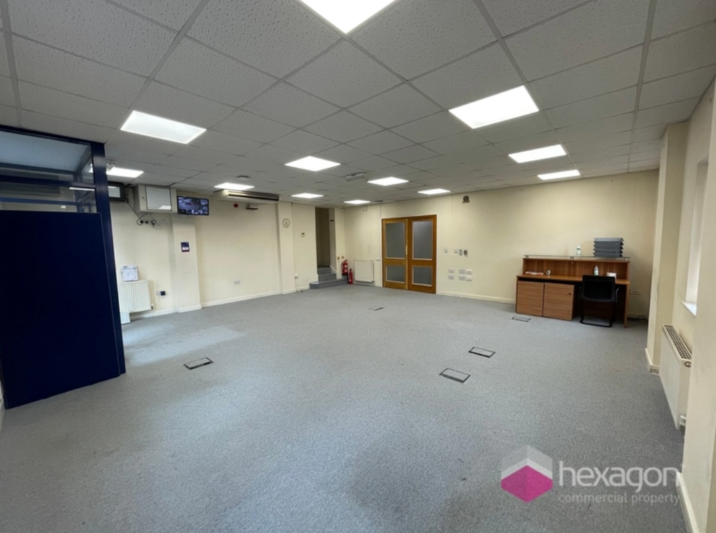 Property photo 2 of 7