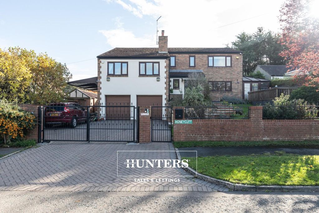 Property photo 3 of 33 5C5A8081.Jpg