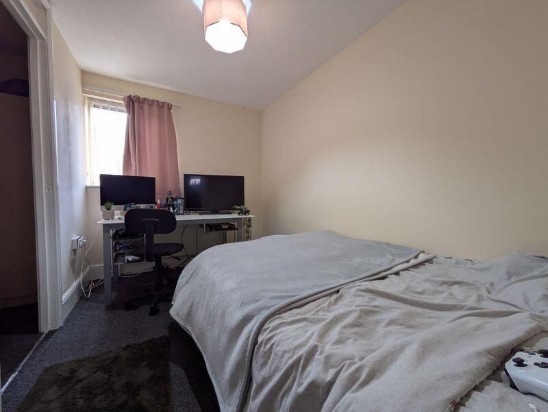 Property photo 2 of 9 A Comfortably Sized Bedroom With A Double Bed, Amp...