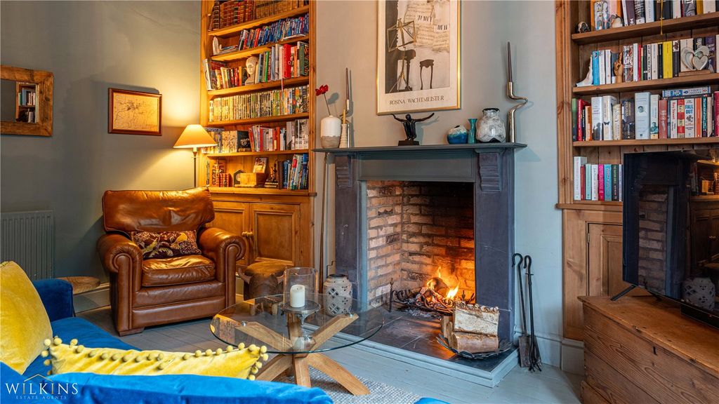 Property photo 3 of 44 Picture No. 30