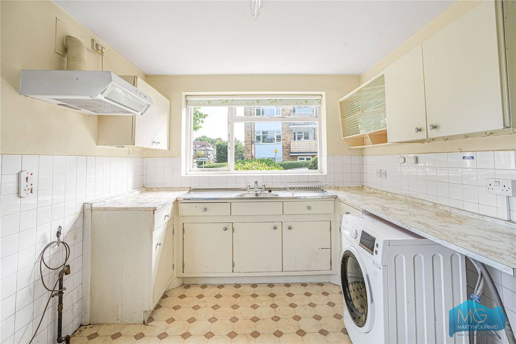 Property photo 2 of 26 Picture No. 04