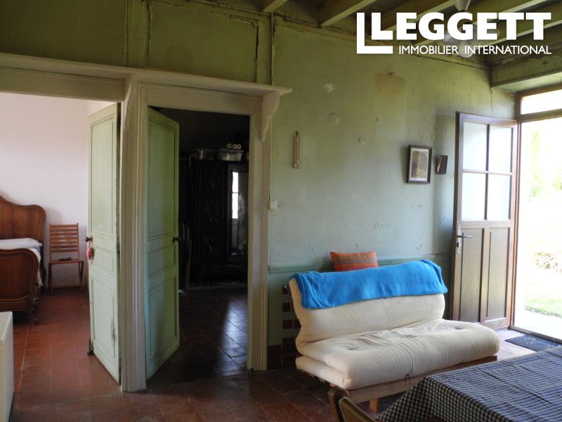 Property photo 2 of 10