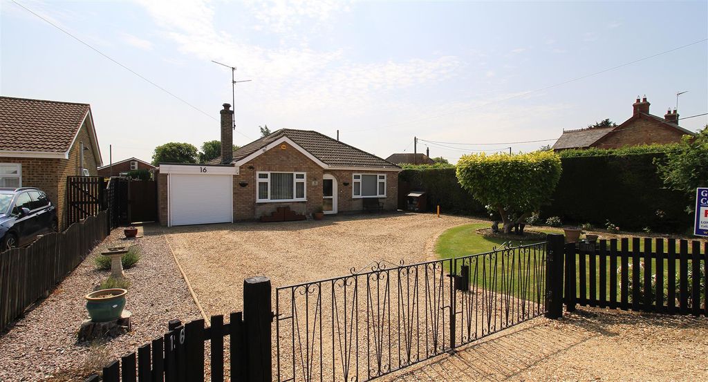 Property photo 1 of 16 Front