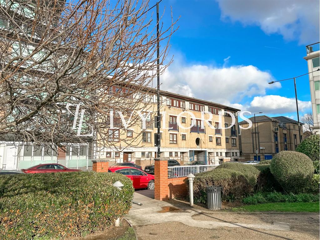 Property photo 2 of 38 37.Png