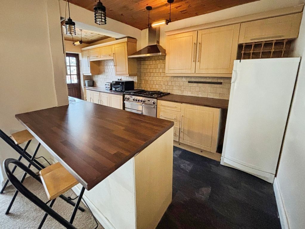 Property photo 3 of 18 Picture 3