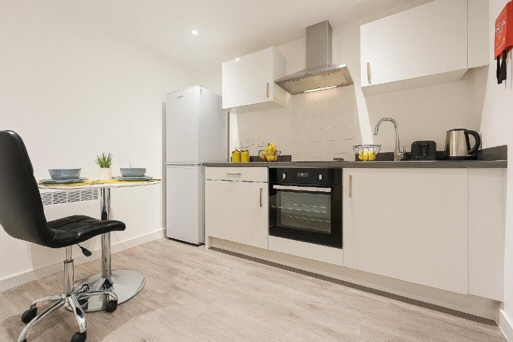 Property photo 2 of 12 Kitchen