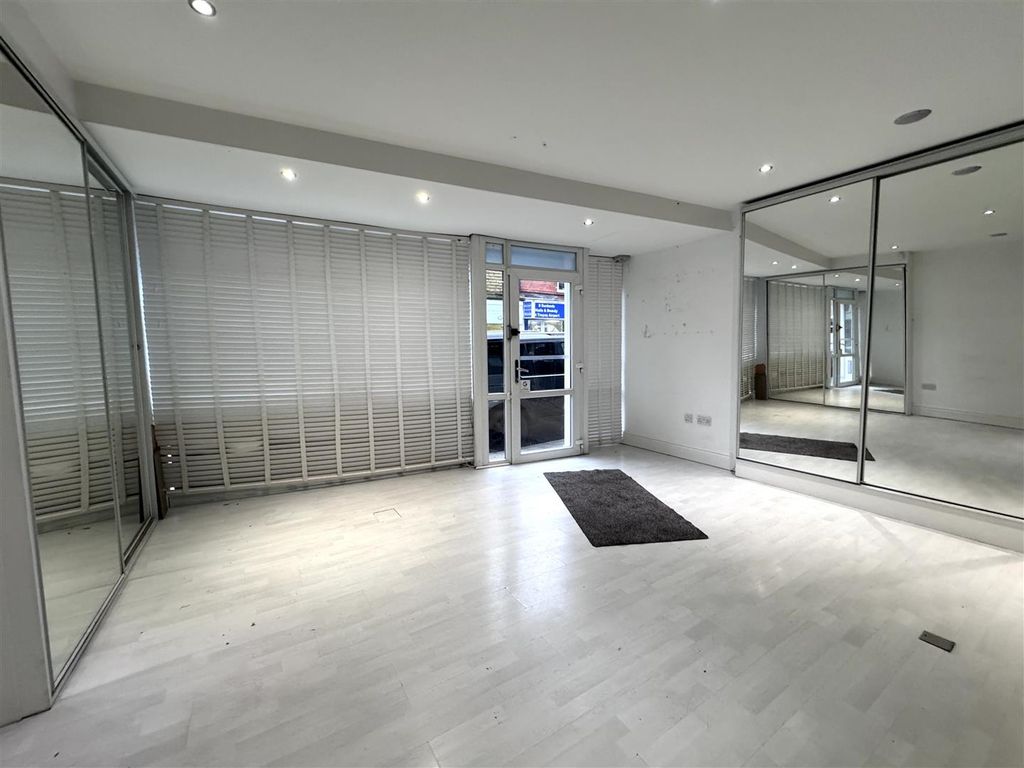 Property photo 2 of 16 Img_2139.Jpeg