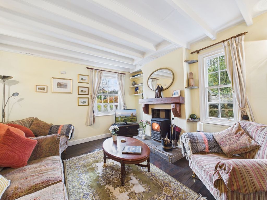 Property photo 2 of 30