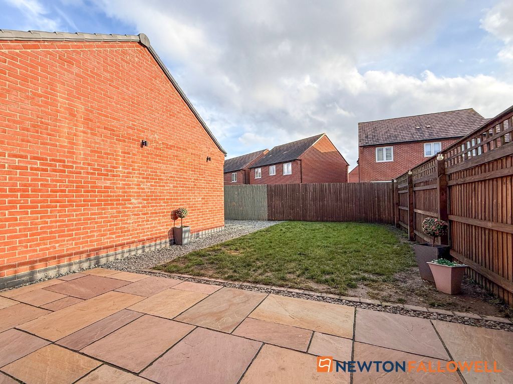 Property photo 3 of 22