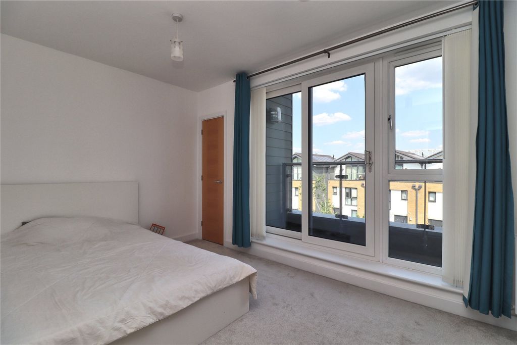 Property photo 3 of 19 Picture No. 14