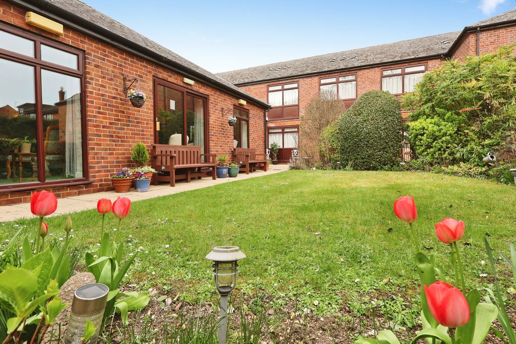 Additional image 31 of 1 bed flat for saleElmwood Court, High Street, Baldock SG7