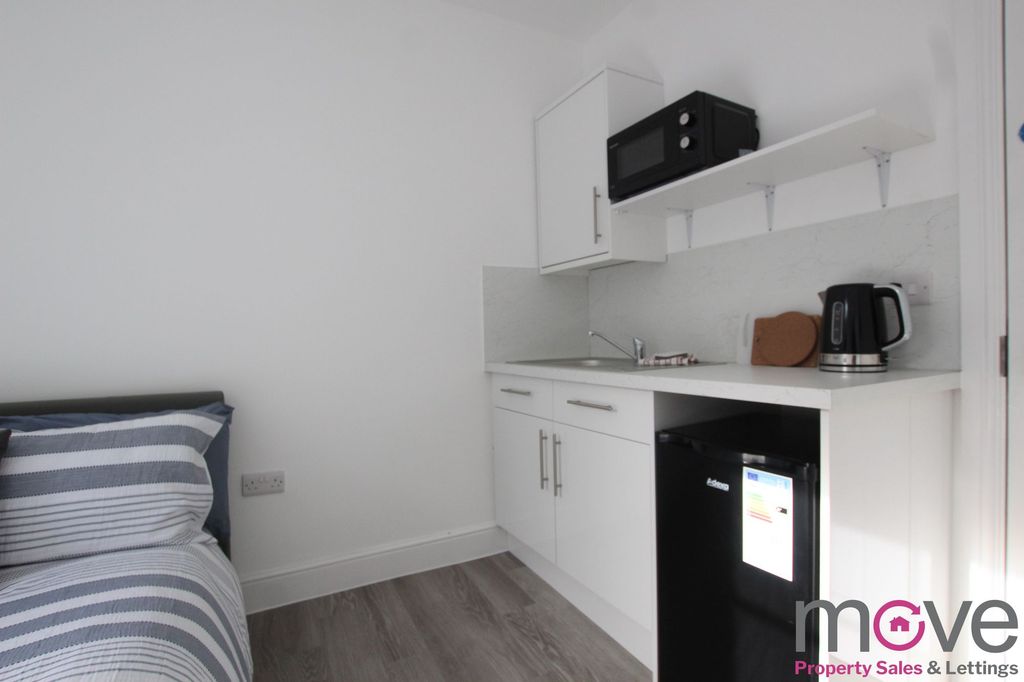 Property photo 2 of 8 Photo 2