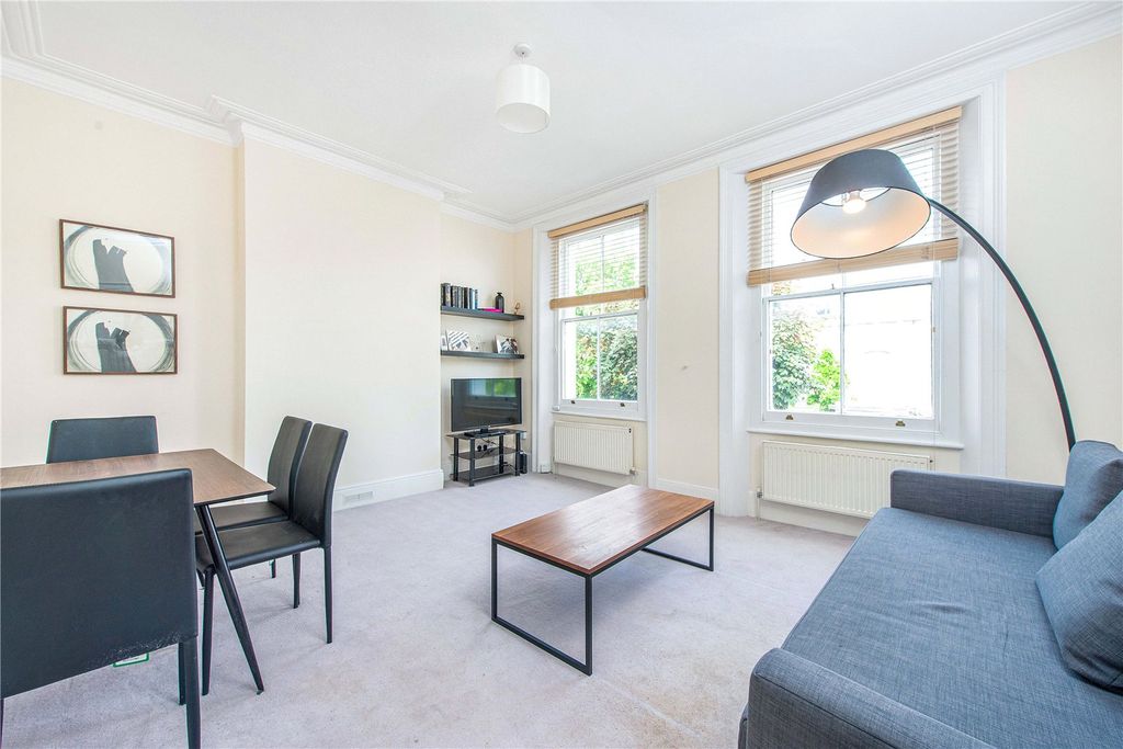 Property photo 1 of 11