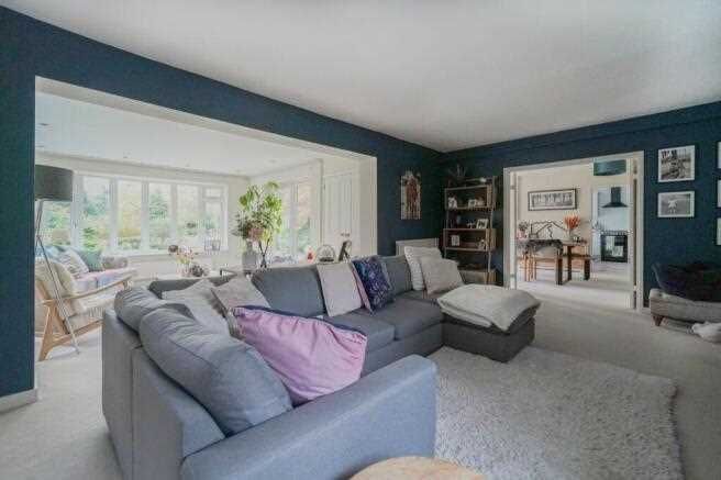 Property photo 2 of 19