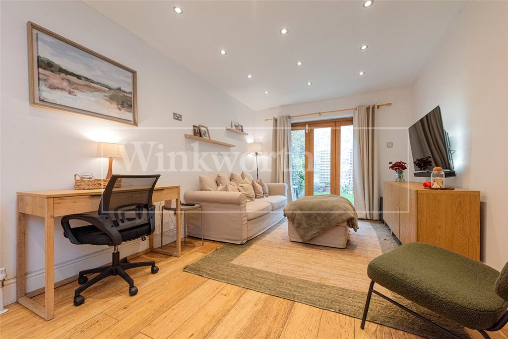 Property photo 3 of 12 Picture No. 28