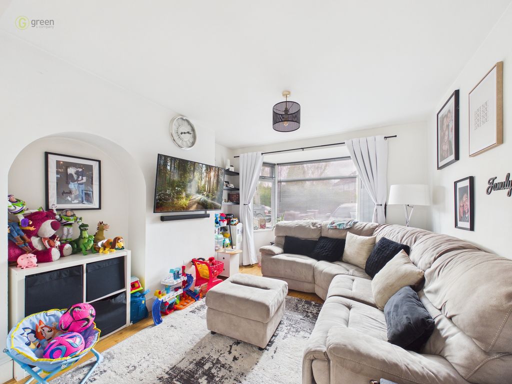 Property photo 3 of 45 Cam05591G0Pr0177Still031