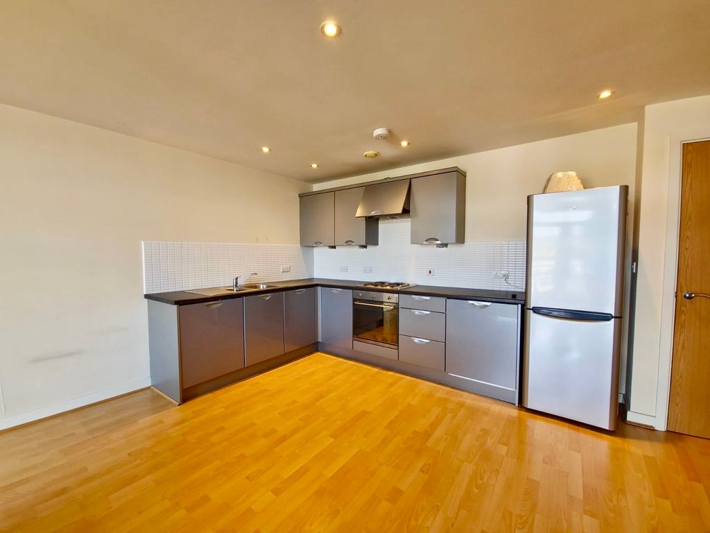 Property photo 2 of 9